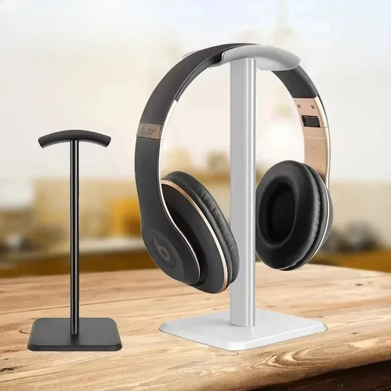 Head-Mounted Headphone Stand